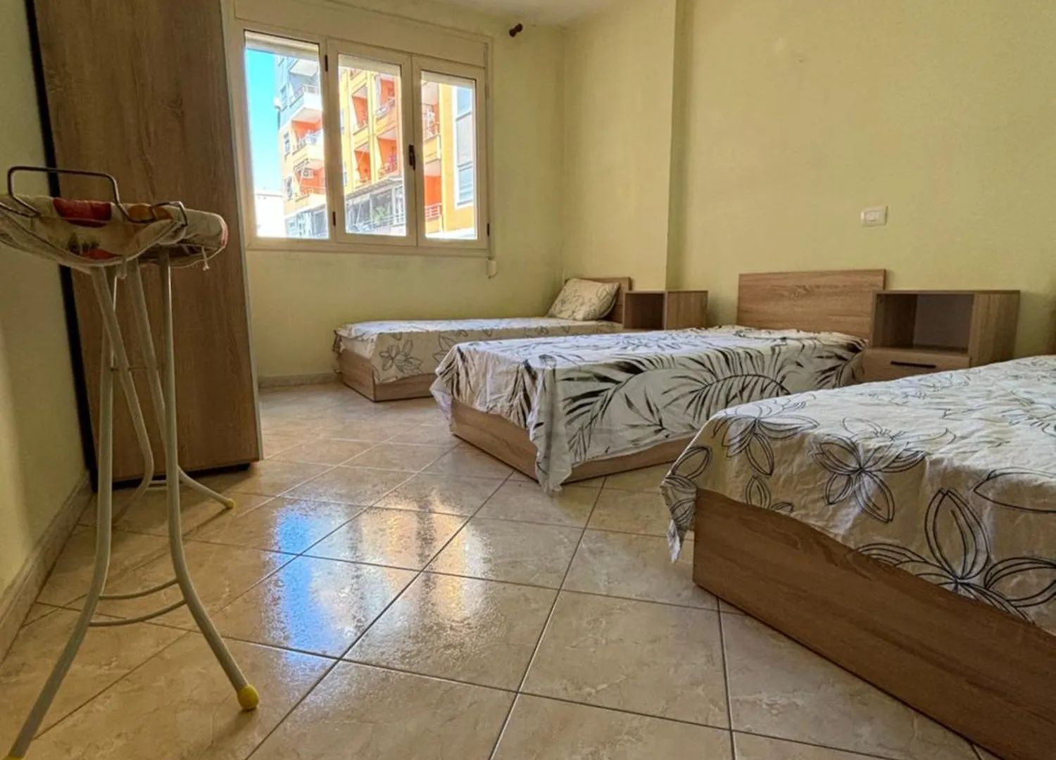 My Vlora Summer House 0*, Wlora